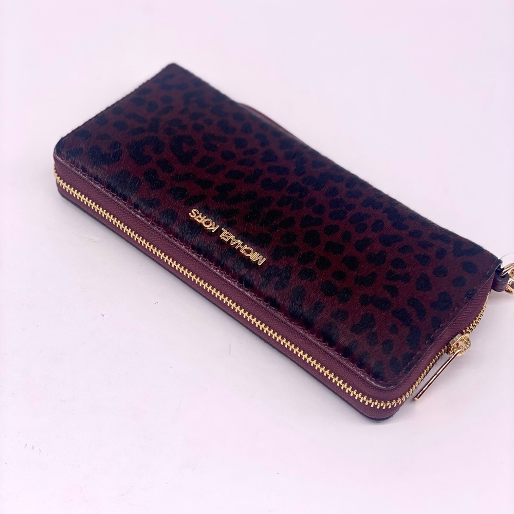 Michael Kors Leopard Print Large Continental Wallet - Picture 7 of 16
